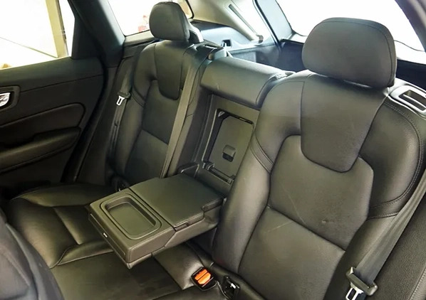 Volvo XC 60 cena 129900 przebieg: 78066, rok produkcji 2019 z Wejherowo małe 781